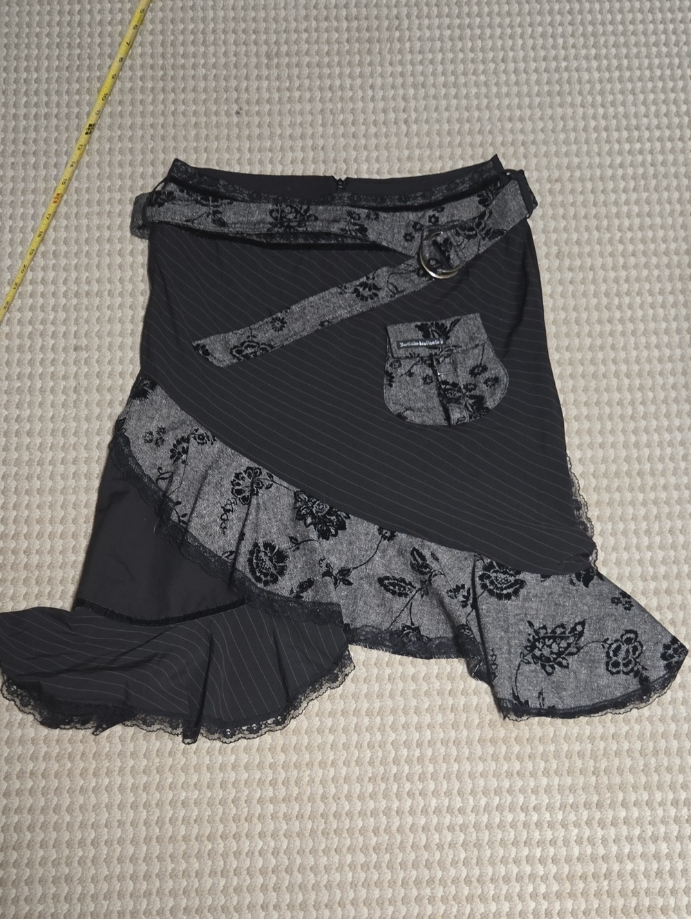 NWOT Black & Gray Floral Trim Asymmetrical Skirt